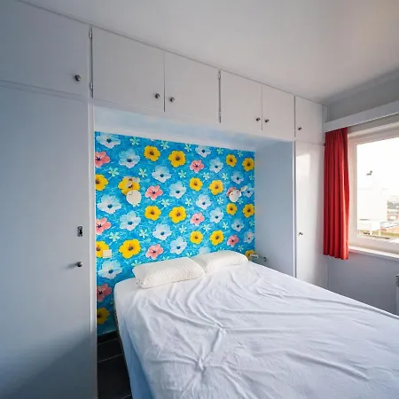 On The 7th Floor With Sea View Apartment