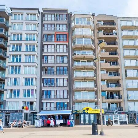 On The 7th Floor With Sea View Apartment *